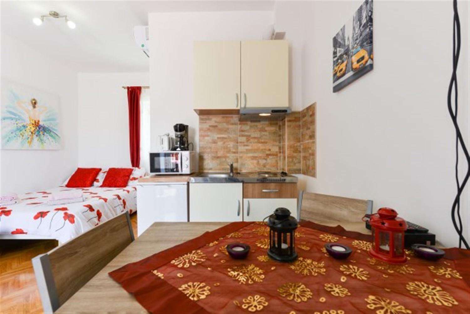 Romantica Apartment
