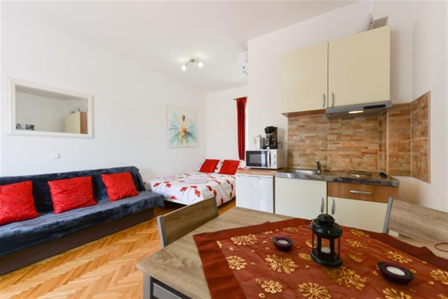 Apartment Romantica *